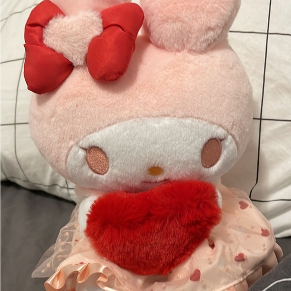 My melody plushie - Picture 3 of 3